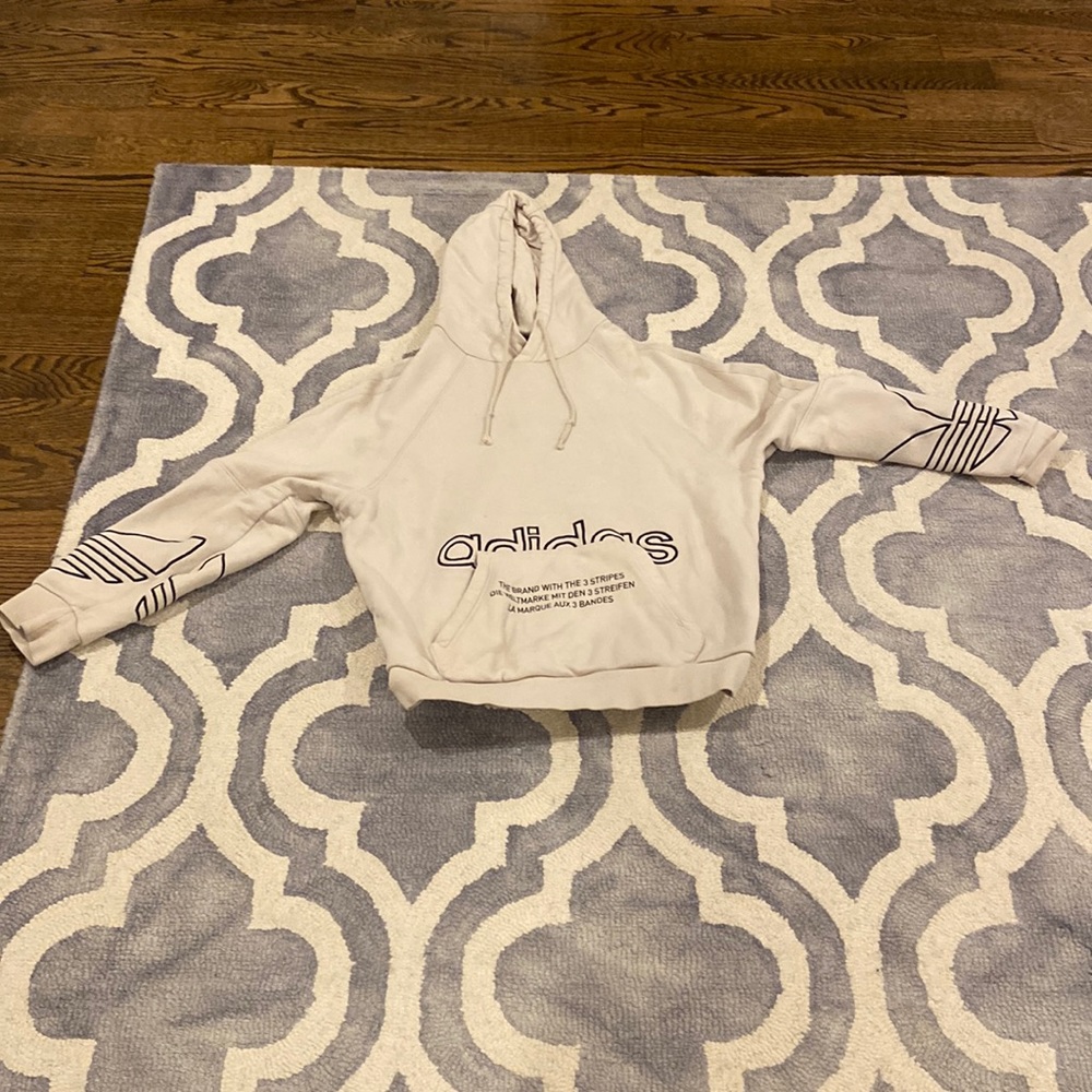 I am selling an Adidas sweatshirt